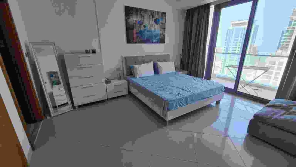 used furniture buyer in Dubai